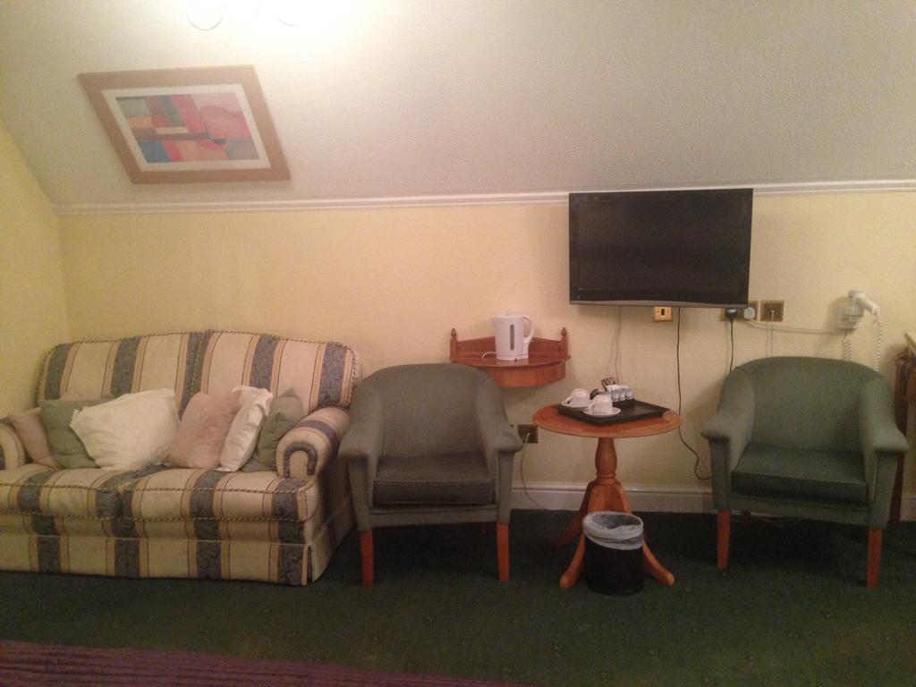 Harefield Manor Hotel Romford Ngoại thất bức ảnh